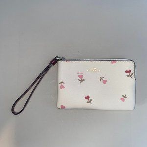 Coach Heart Wristlet